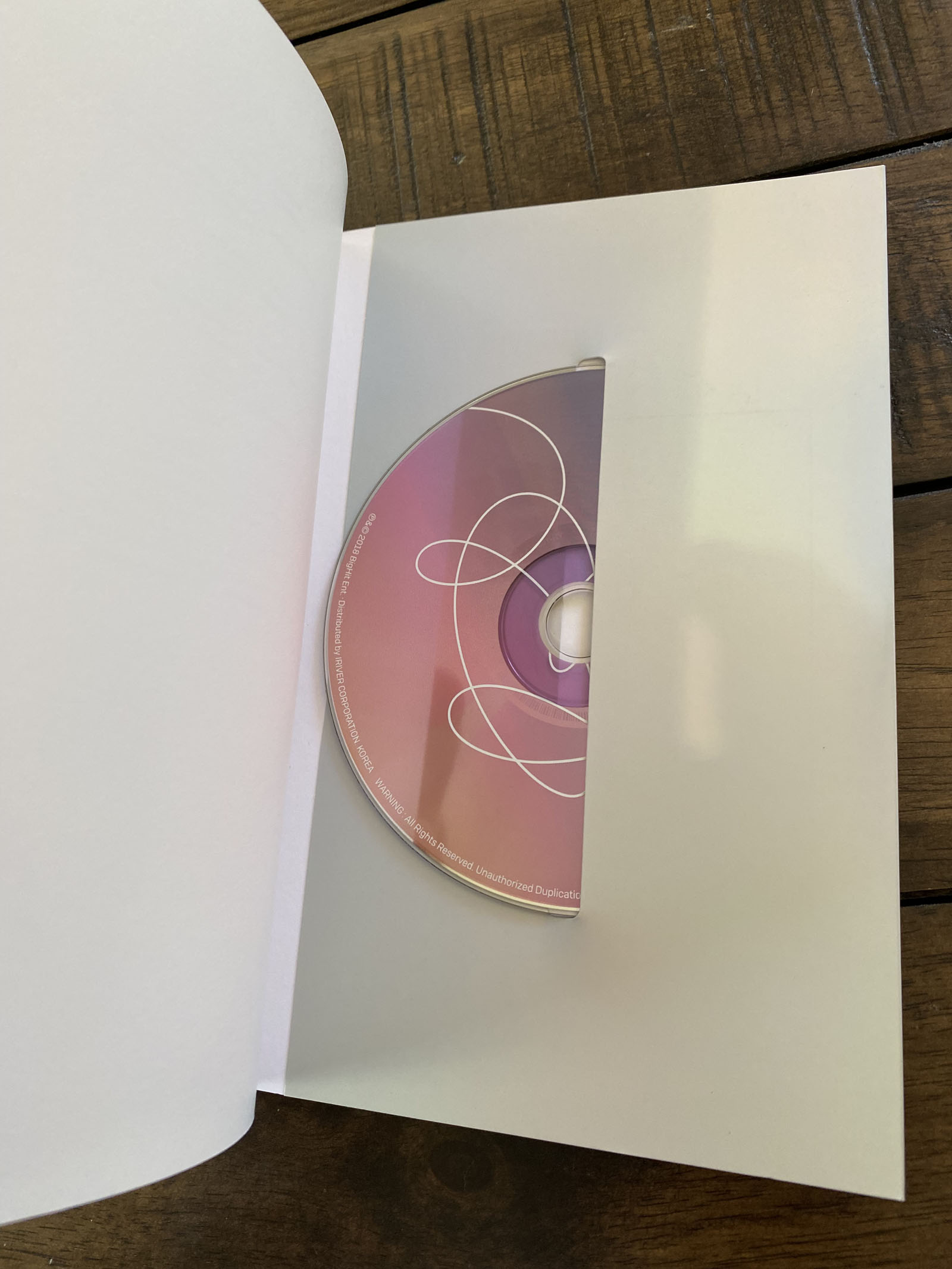 BTS - LOVE YOURSELF 結 : ANSWER: VERSION S (DELUXE 2CD + PHOTOBOOK