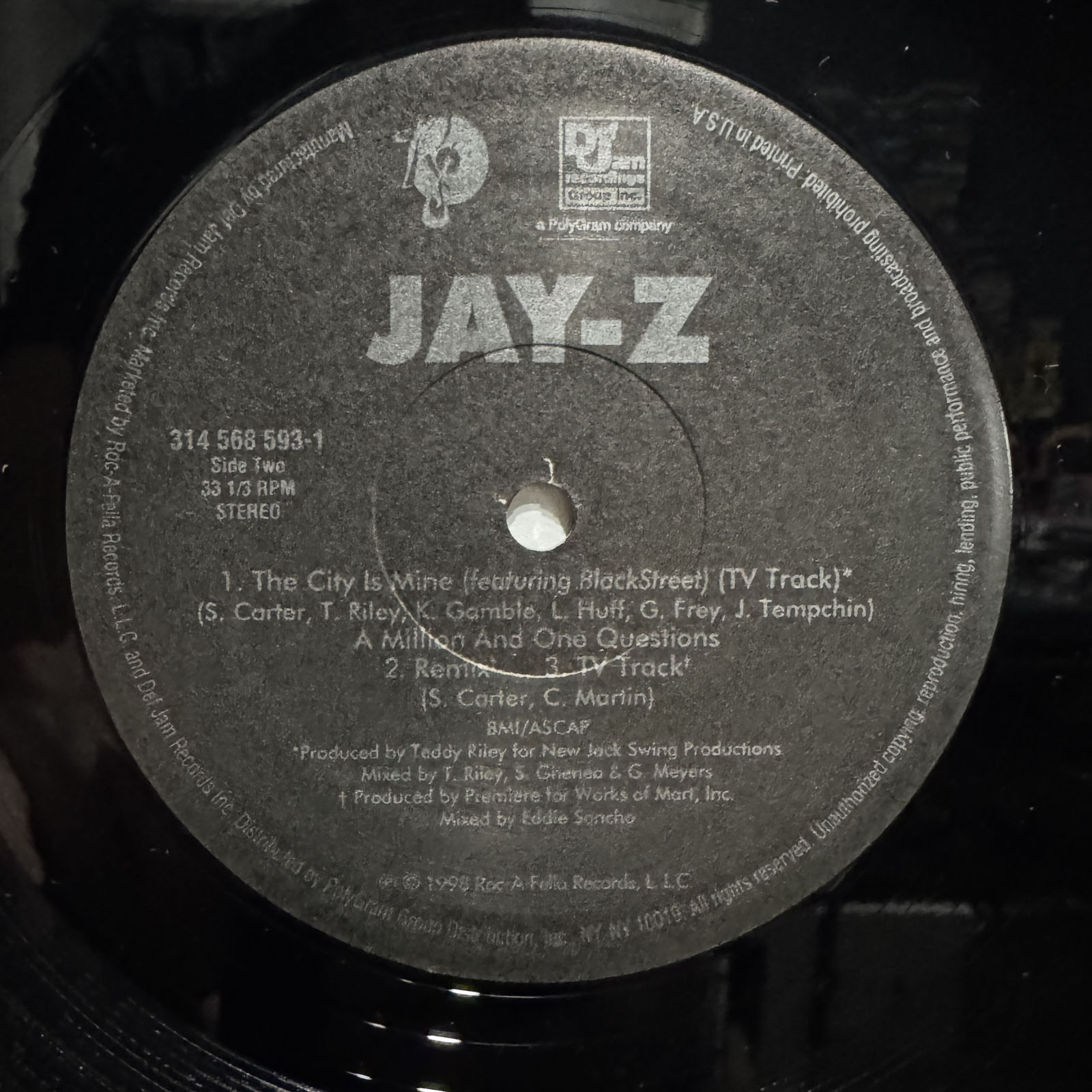 jay-z28d.JPG